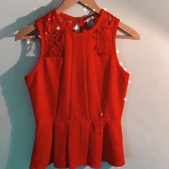 Tops - Picture 8 of 16